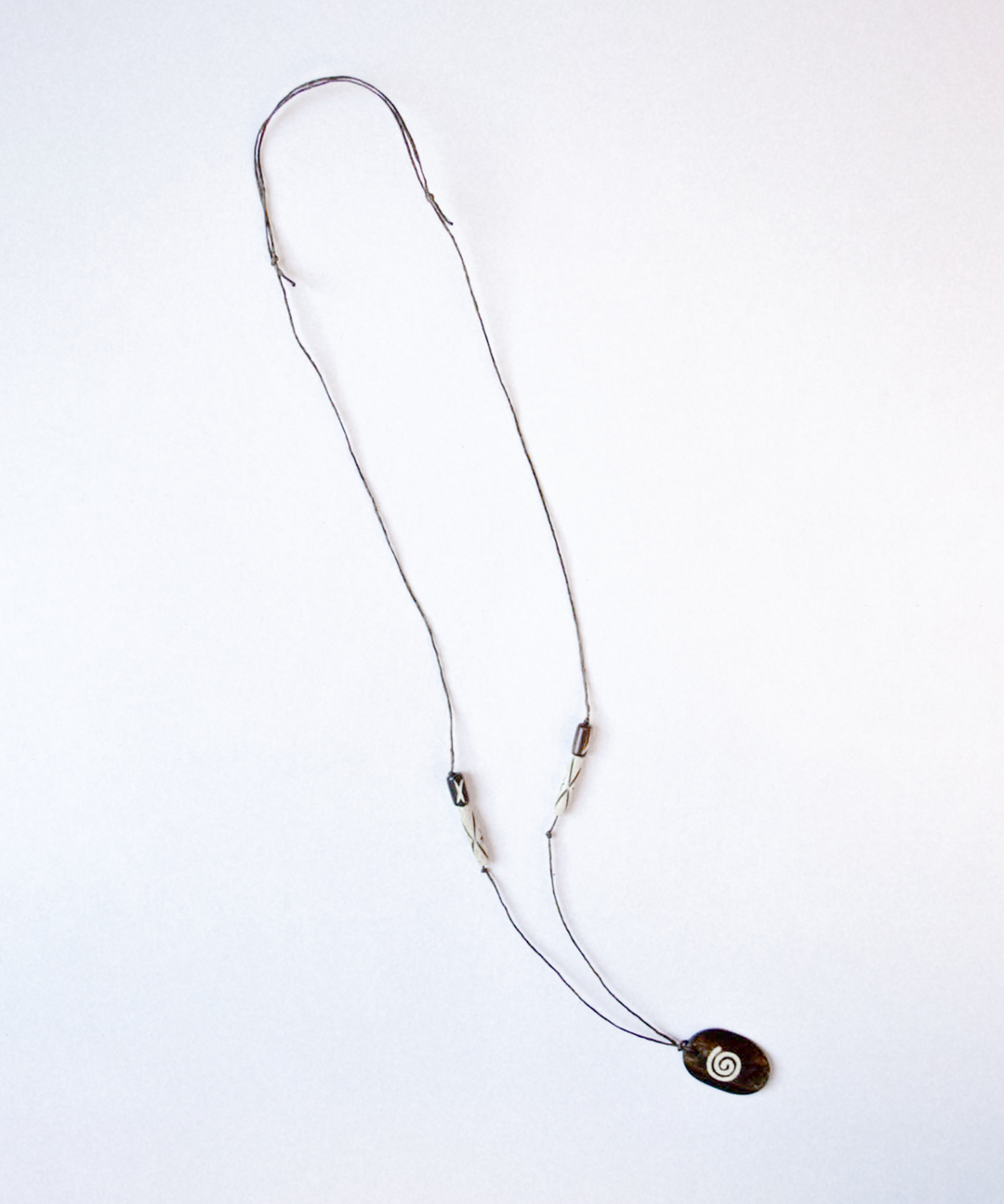 Totem oval necklace