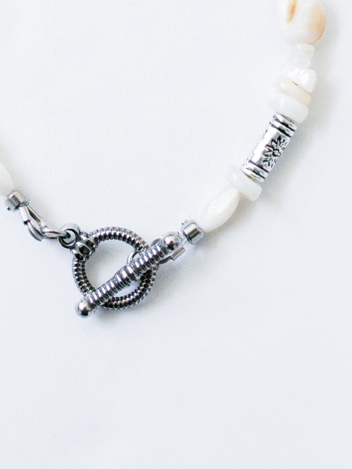 Creamed Pearl Bracelet